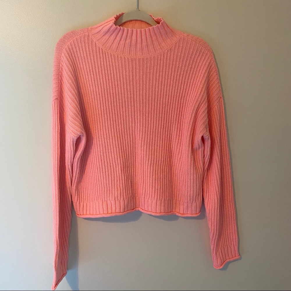 3/$20 🌟 Mock Neck Sweater 🌟